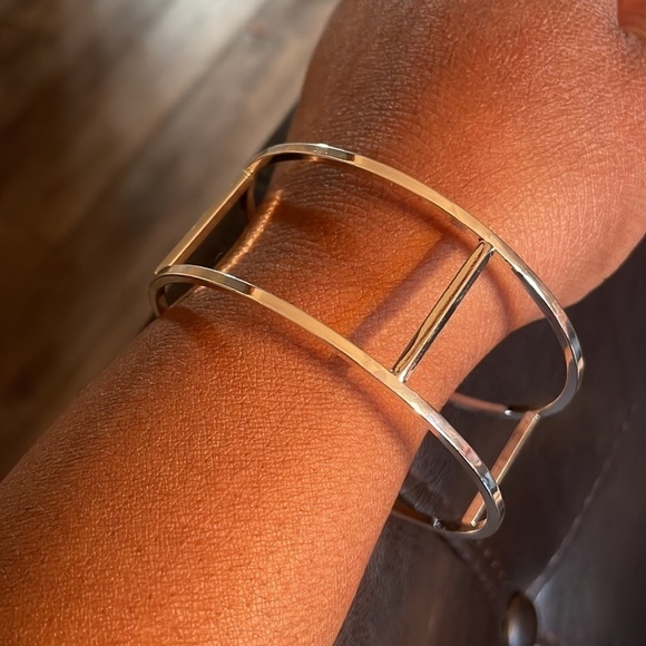 Silver Y2k Bangle Bracelet - Picture 3 of 8